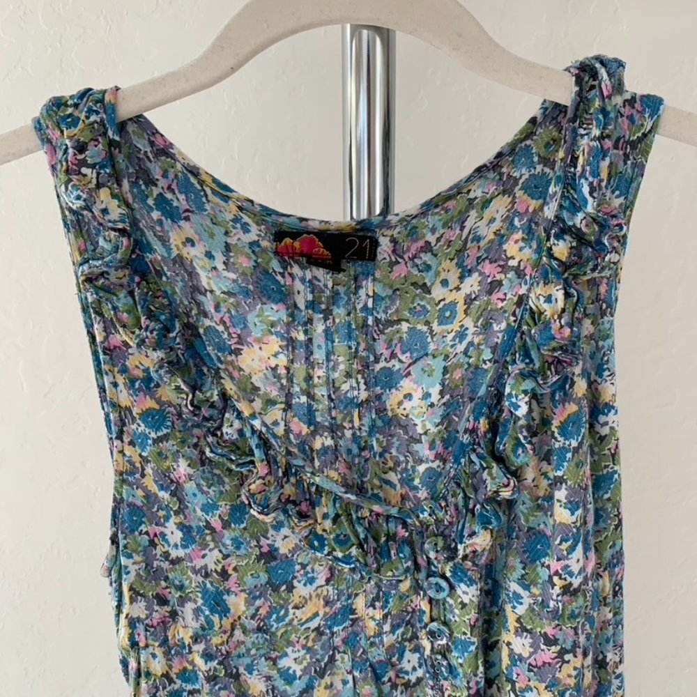 4/$25 Forever 21 Floral Blouse | S - Picture 2 of 10